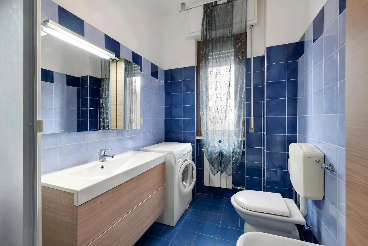 Apartment Appartamento Le Vele Borghetto Santo Spirito Italy